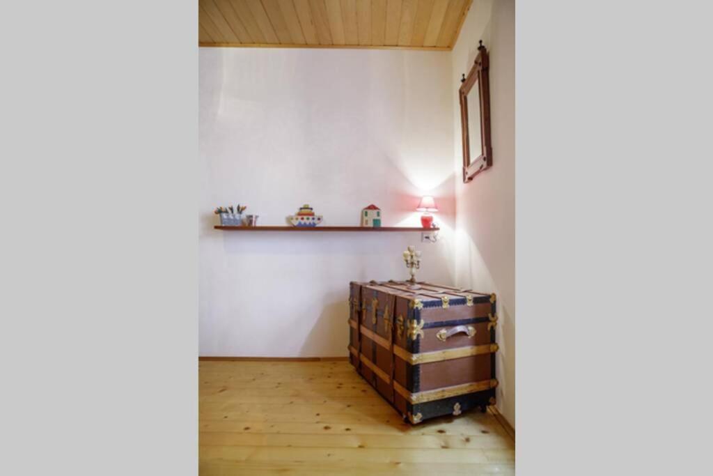 Antique Central Komiza House Nona Nika エクステリア 写真